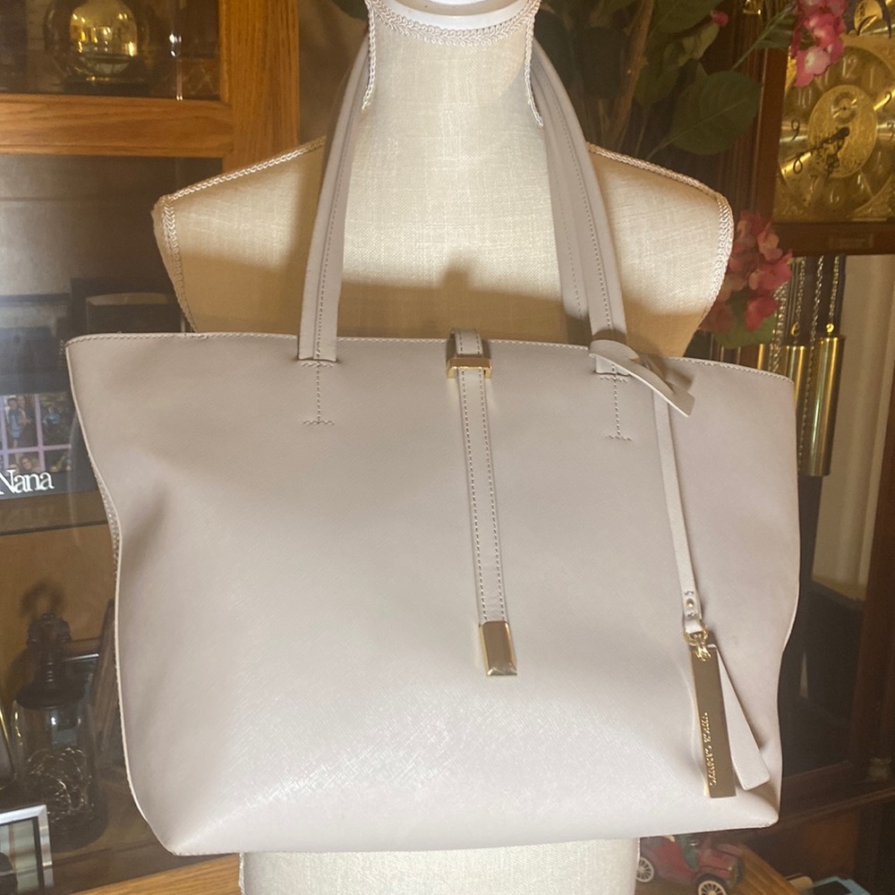 Vince Camino Coated Leather Leila Tote w/Gold Hardware🔥NEW🔥MUST SEE 👀🎄❤️🎁